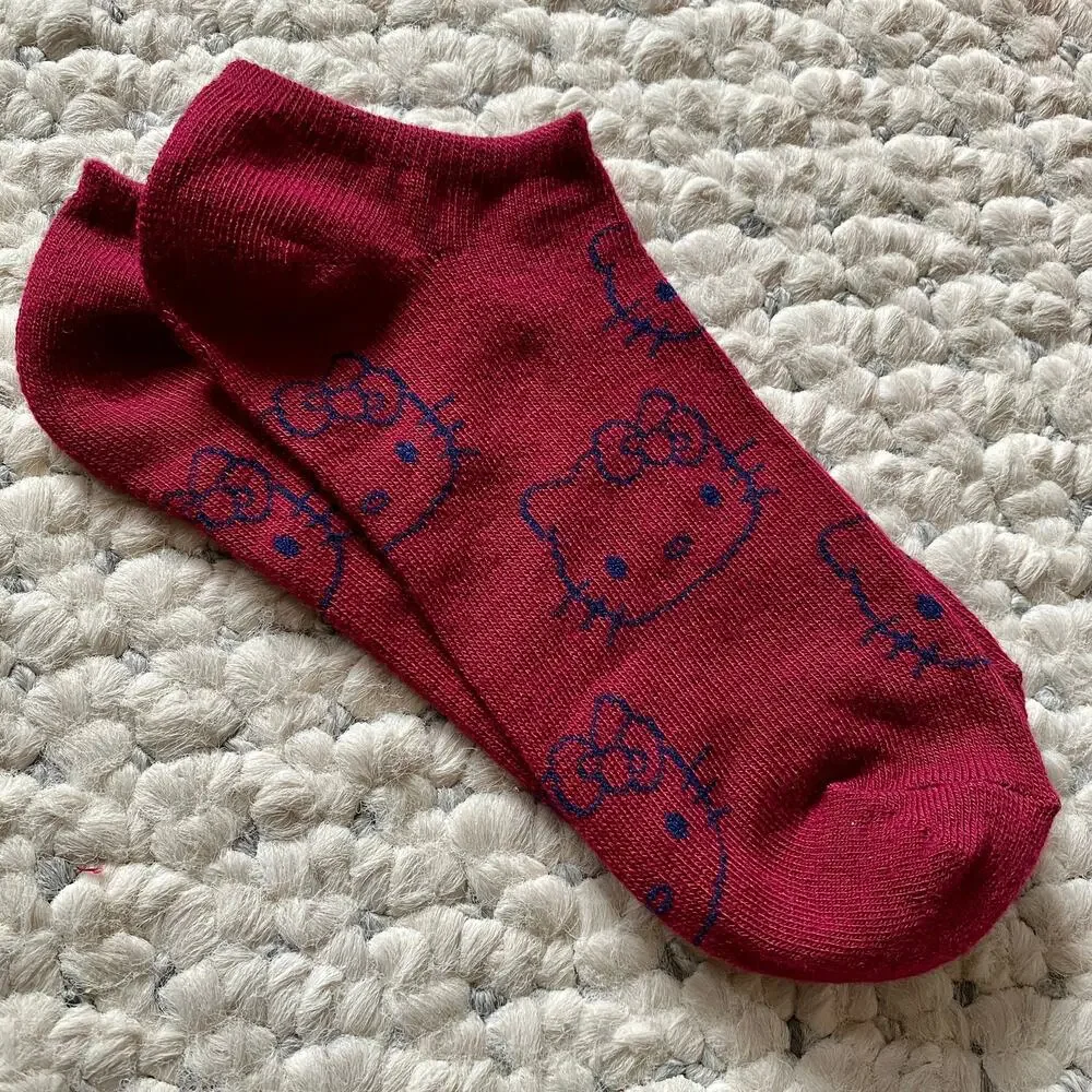 HELLO KITTY Cat Face black cherry red socks NEW! Limited Edition sanrio 78 adult